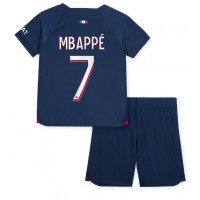 Fotballdrakt Barn Paris Saint-Germain Kylian Mbappe #7 Hjemmedraktsett 2023-24 Kortermet (+ Korte bukser)